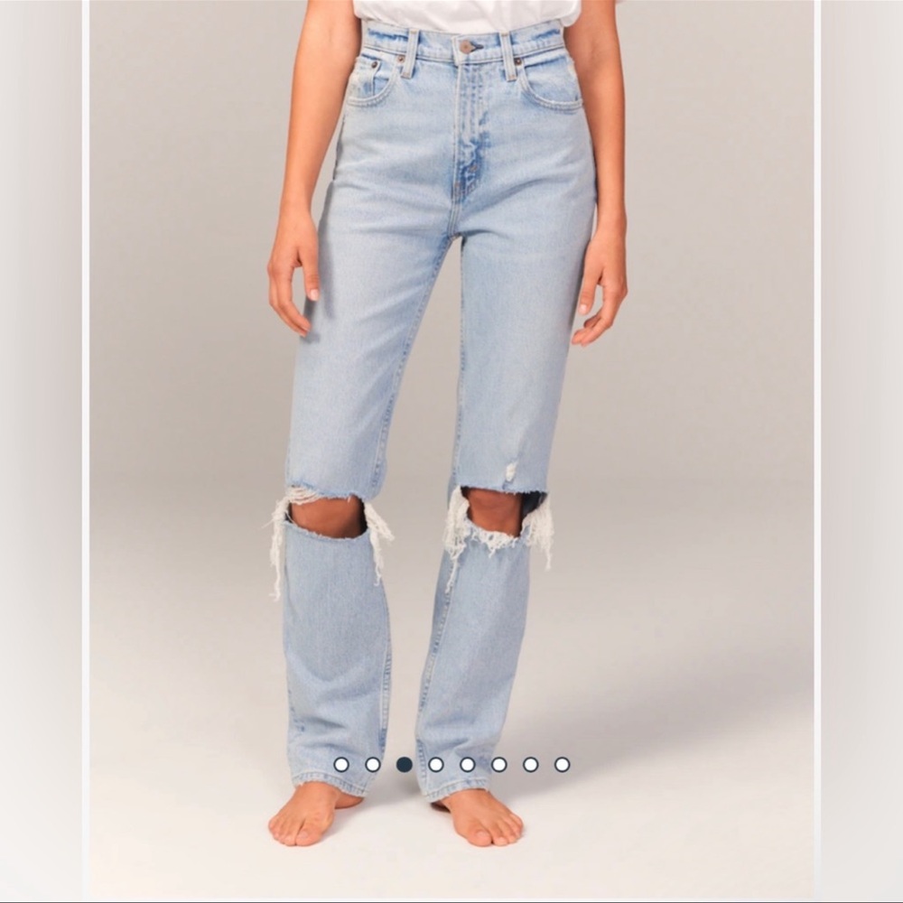 (NOT SELLING) ISO these jeans!